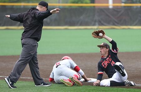 Baseball bows out of OAC Tournament with losses to Otterbein, Heidelberg on Friday